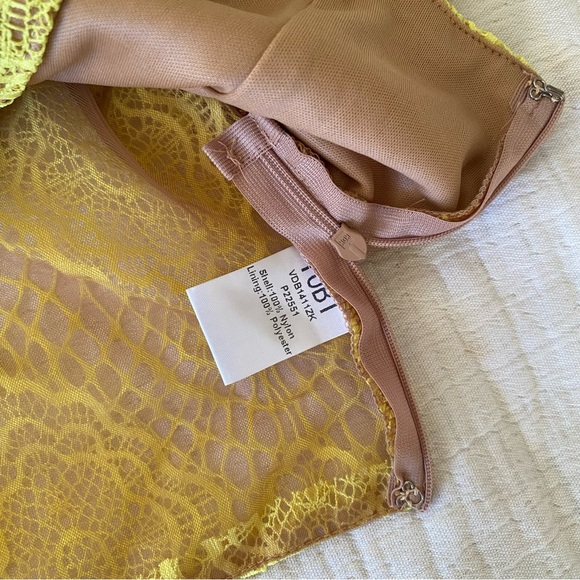 TOBI Mesh Lace Two Piece Mini Skirt Set Yellow Cropped Top Y2K sz Medium - Picture 5 of 10
